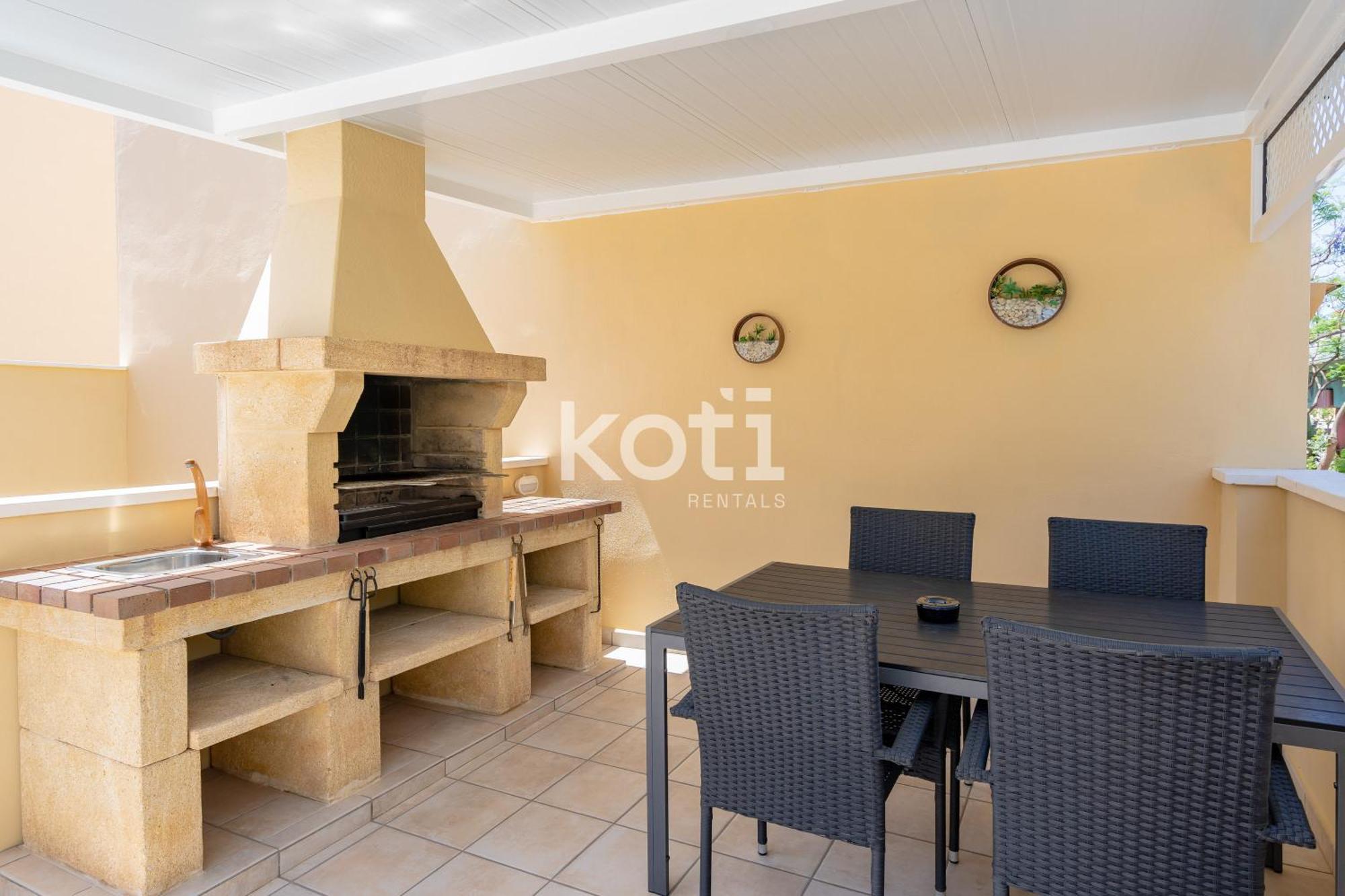 Koti Rentals - Casita Rosario Pino Rooftop Y Bbq Fuengirola Exterior photo