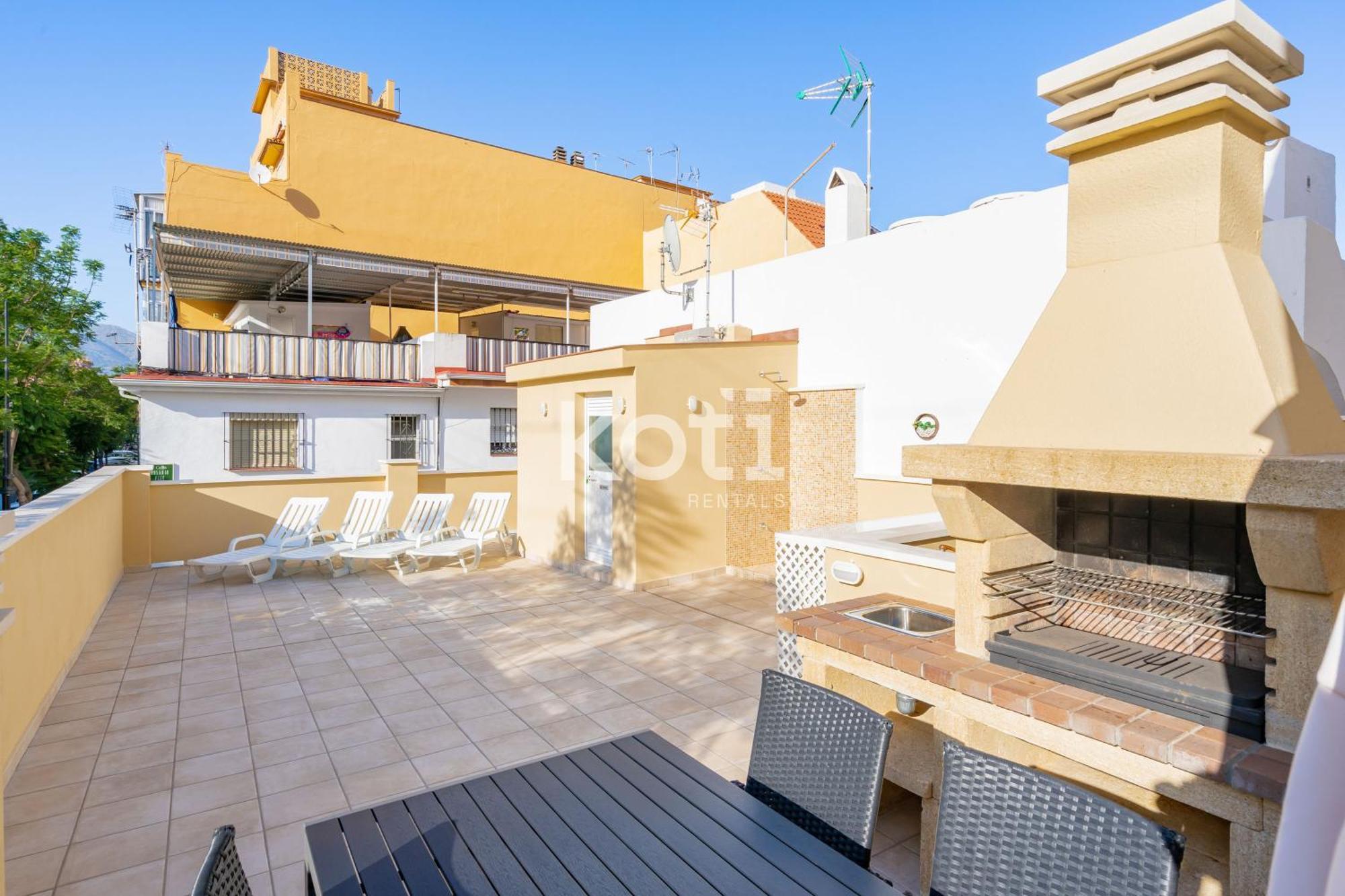 Koti Rentals - Casita Rosario Pino Rooftop Y Bbq Fuengirola Exterior photo